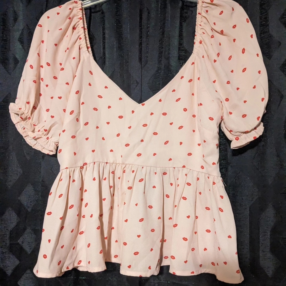 Dee Elly | Baby Pink Flowy Blouse